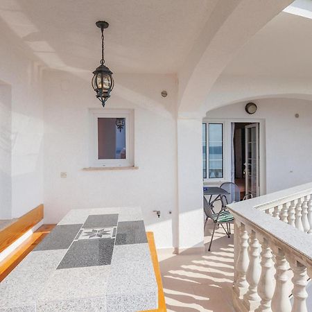 Nice Apartment In Crikvenica With Kitchen Bagian luar foto
