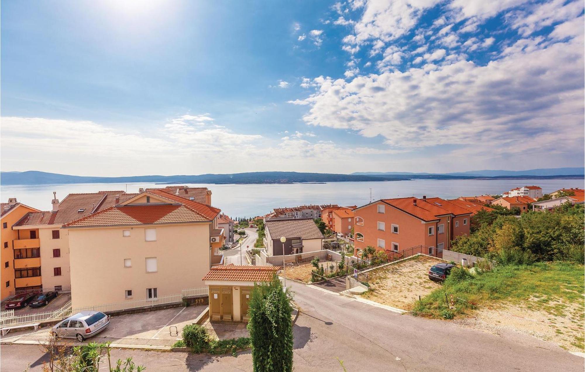 Nice Apartment In Crikvenica With Kitchen Bagian luar foto